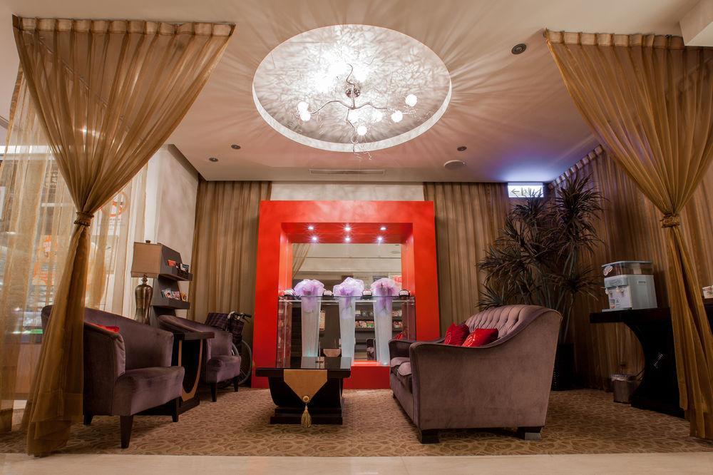 愛麗西施商務旅館 Alices Hotel 台中 外观 照片